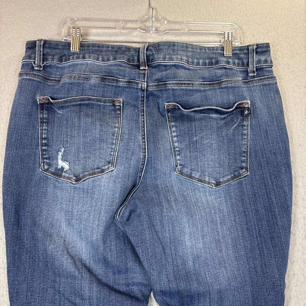 M Jeans By Maurices Size 18W Short Skinny Mid Rise Stretch Jeans Distressed - Picture 4 of 10